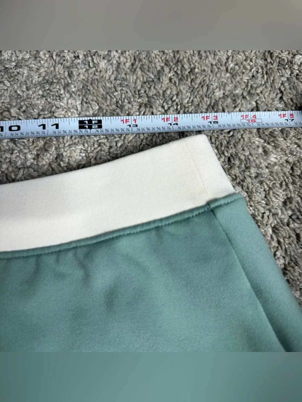 ALO Airbrush Streamlined Skirt Large Botanical green tennis athletic sporty 90’s - Picture 10 of 13